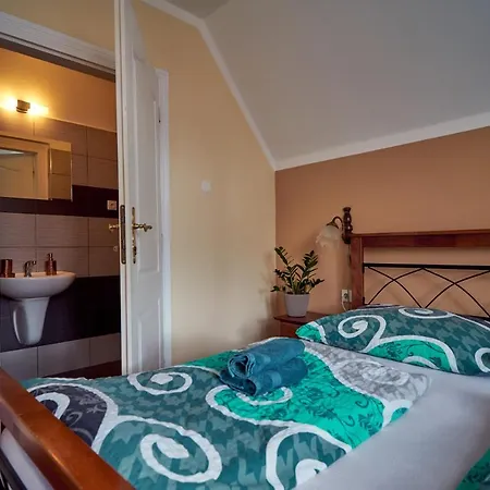 Na Hradcanech Guest house