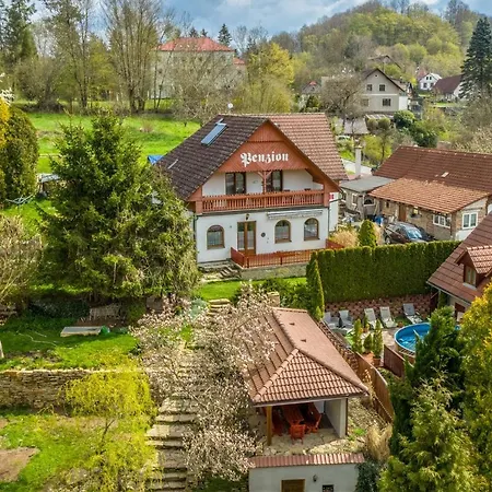 Na Hradcanech Guest house