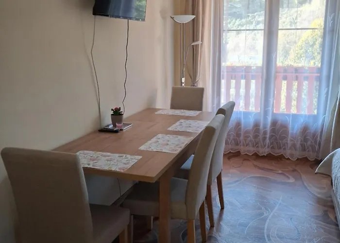 Na Hradcanech Pensionat Nové Město nad Metují